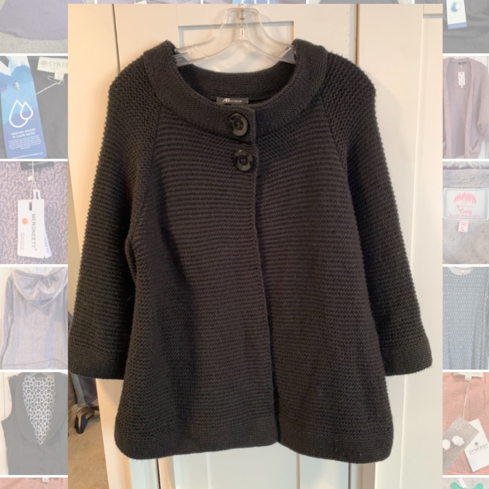 Gently Used AB Studio L Acrylic Cardigan SweaterThick
